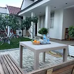 Guest House Esanbja